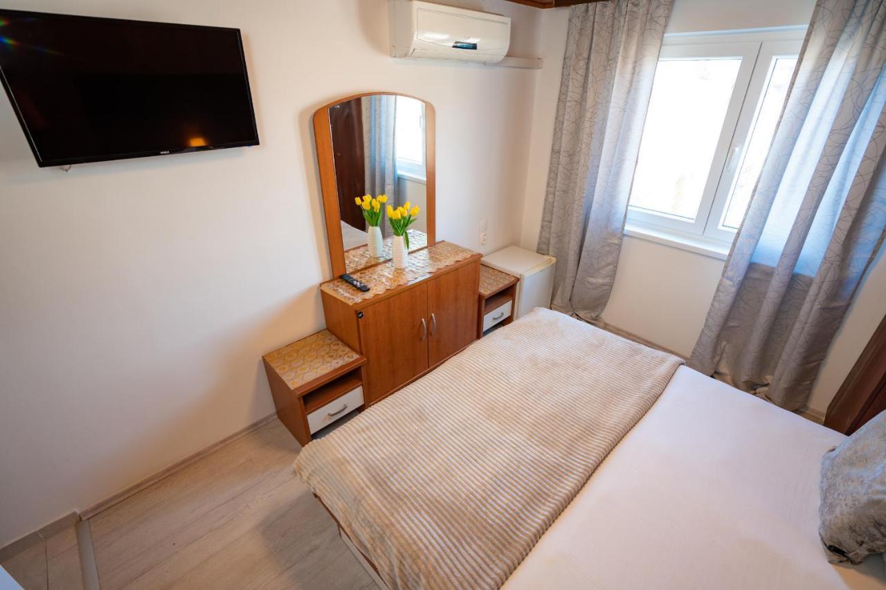 Rooms Magnolia With Pool Новаля Екстериор снимка