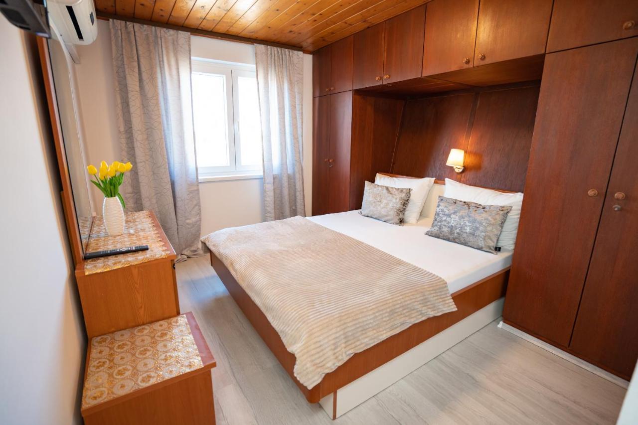 Rooms Magnolia With Pool Новаля Екстериор снимка