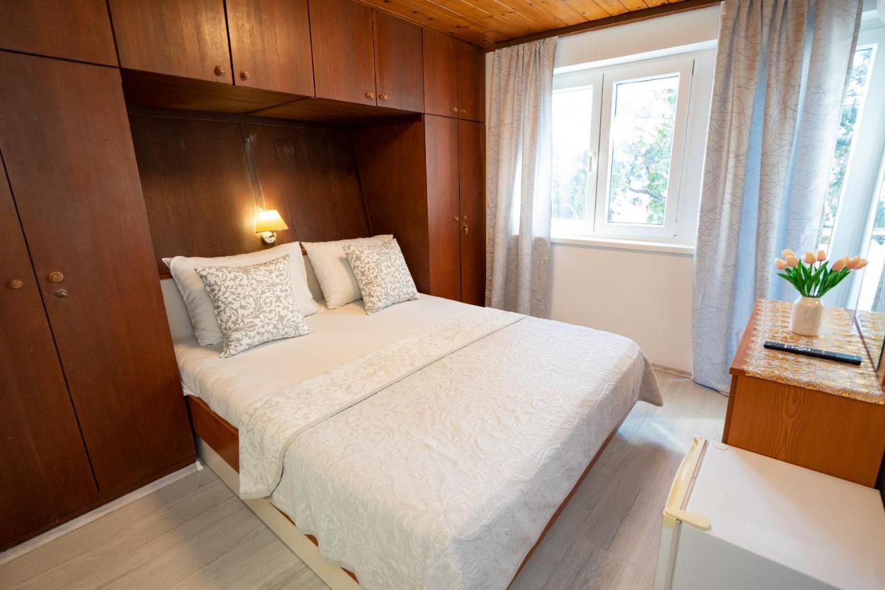 Rooms Magnolia With Pool Новаля Екстериор снимка