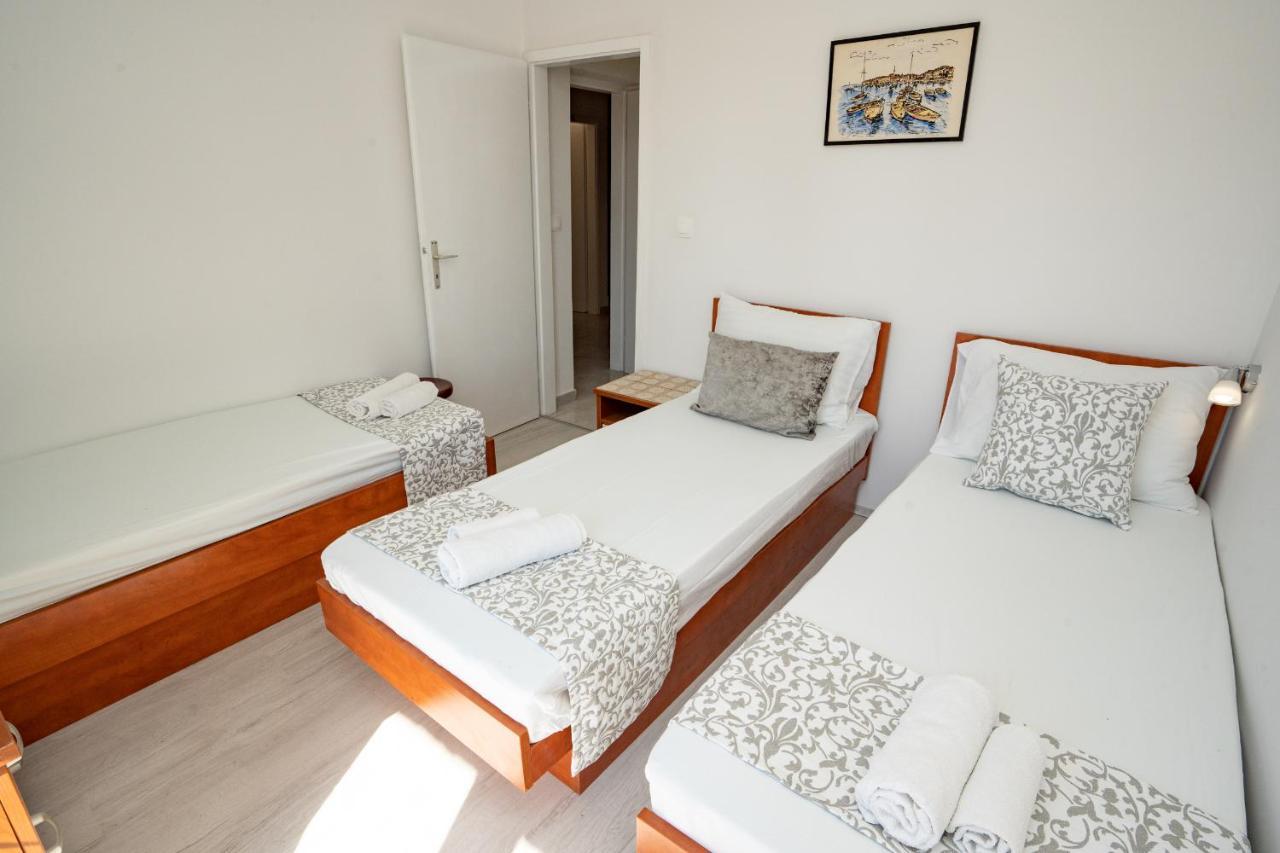 Rooms Magnolia With Pool Новаля Екстериор снимка