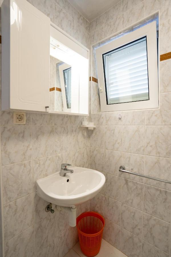 Rooms Magnolia With Pool Новаля Екстериор снимка