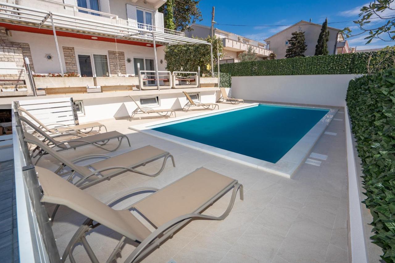 Rooms Magnolia With Pool Новаля Екстериор снимка