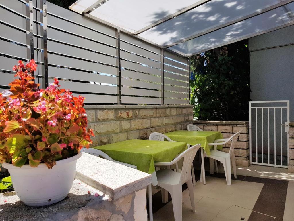 Rooms Magnolia With Pool Новаля Екстериор снимка