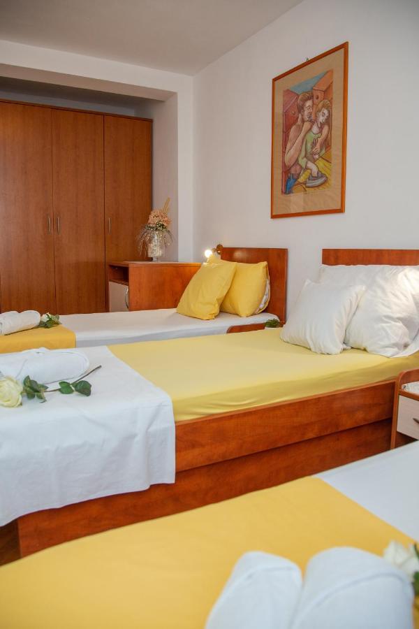 Rooms Magnolia With Pool Новаля Екстериор снимка