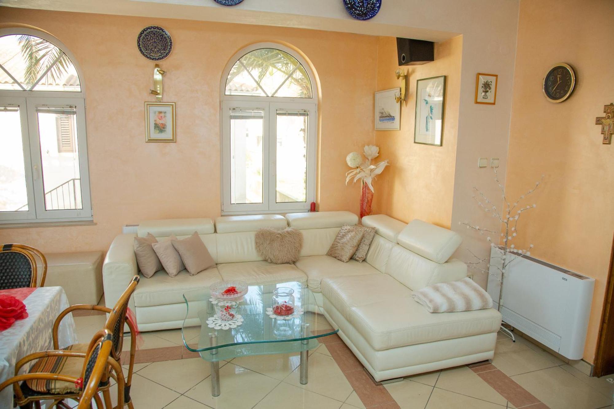 Rooms Magnolia With Pool Новаля Екстериор снимка